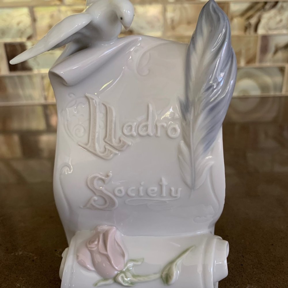 Lladro Society Scroll Statue - 1998.